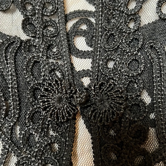 Unique Jacket - Picture 7 of 15